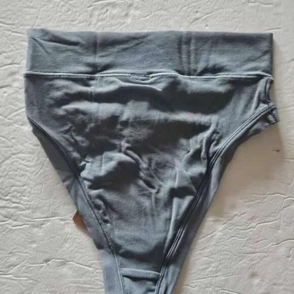 SKIMS HI CUT PANTY NWT - Picture 7 of 8